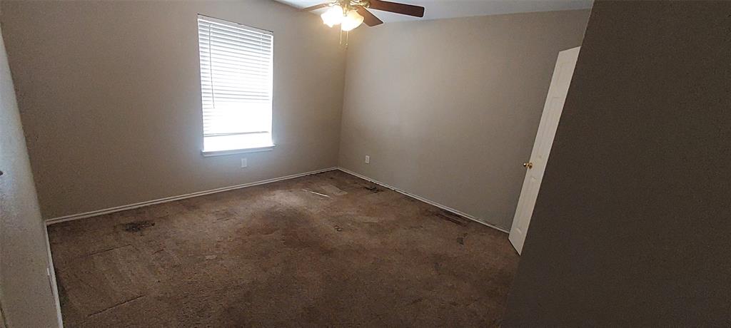 1011 Bainbridge Lane Property Photo 8