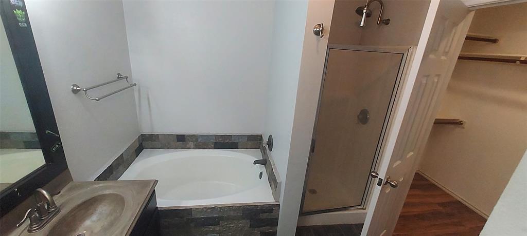 1011 Bainbridge Lane Property Photo 14