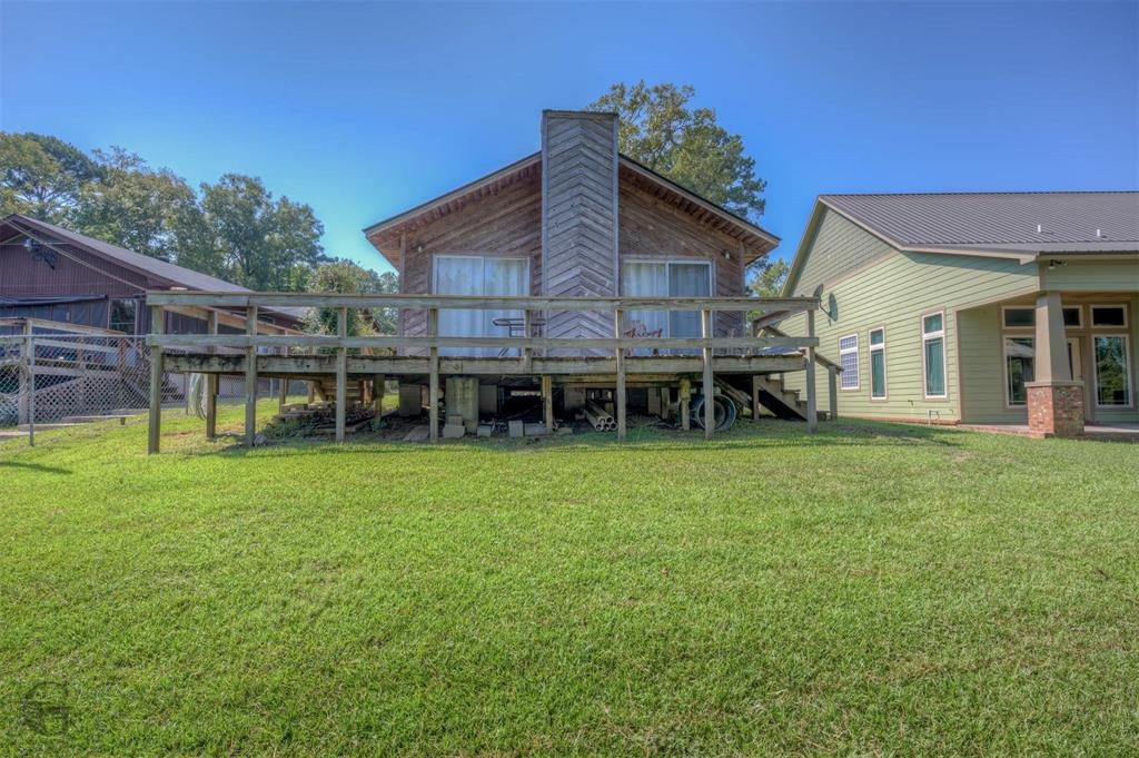 1366 United Gas Property Photo 2