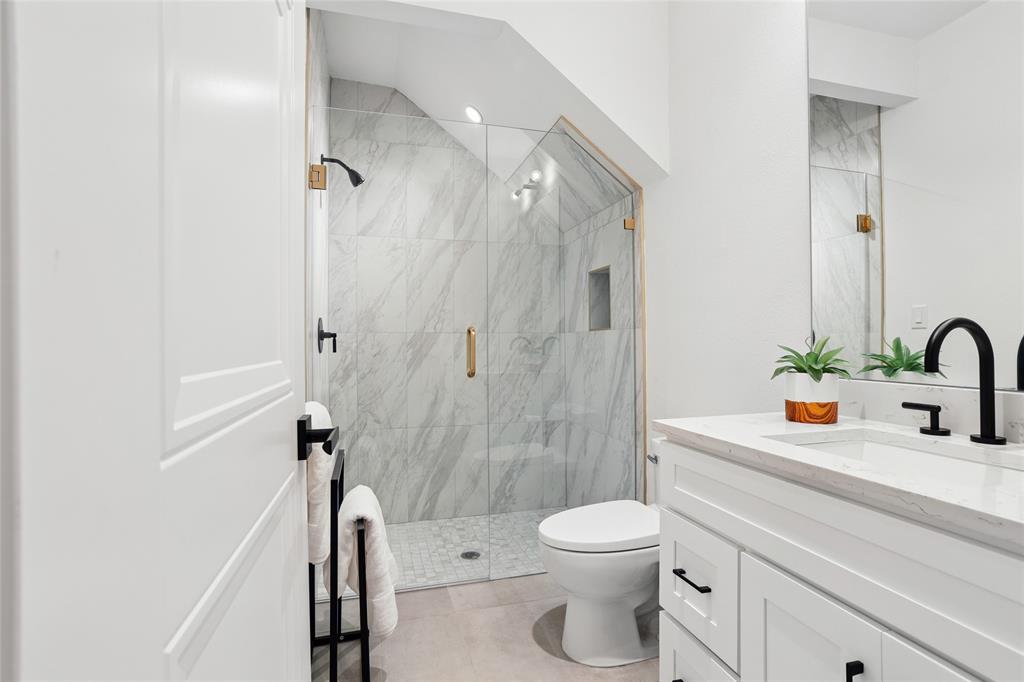 2633 Reagan 105 Property Photo 12