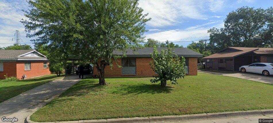 1525 Milmo Drive Property Photo 1