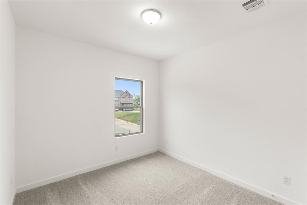 2306 Glacier Way Property Photo 18