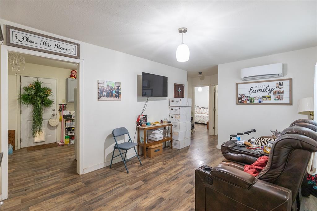 810 State Street Property Photo 2