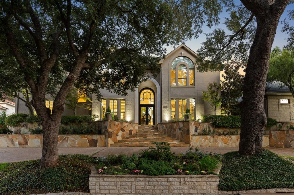 17704 Cedar Creek Canyon Drive Property Photo 1