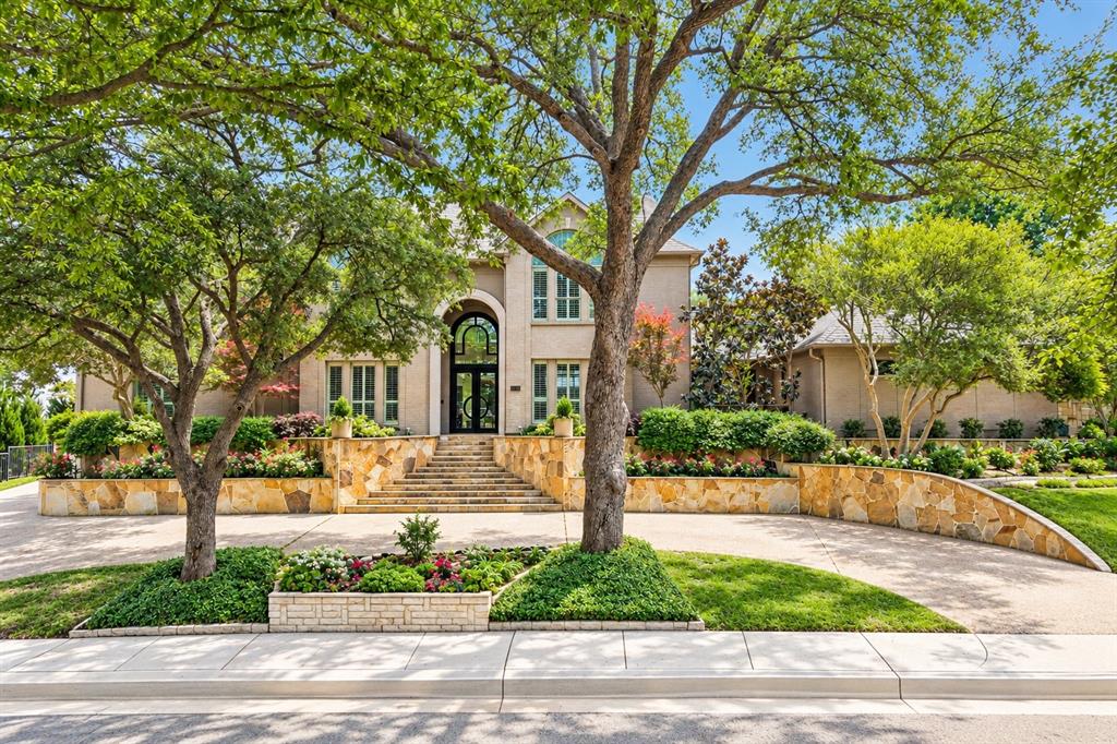 17704 Cedar Creek Canyon Drive Property Photo 4