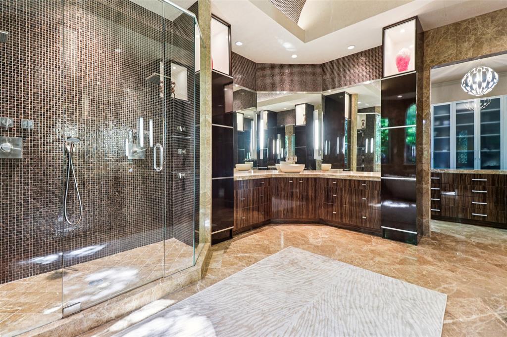 17704 Cedar Creek Canyon Drive Property Photo 12