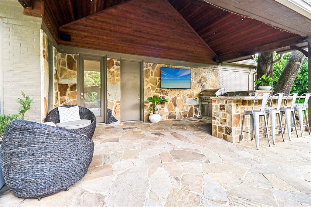 17704 Cedar Creek Canyon Drive Property Photo 31