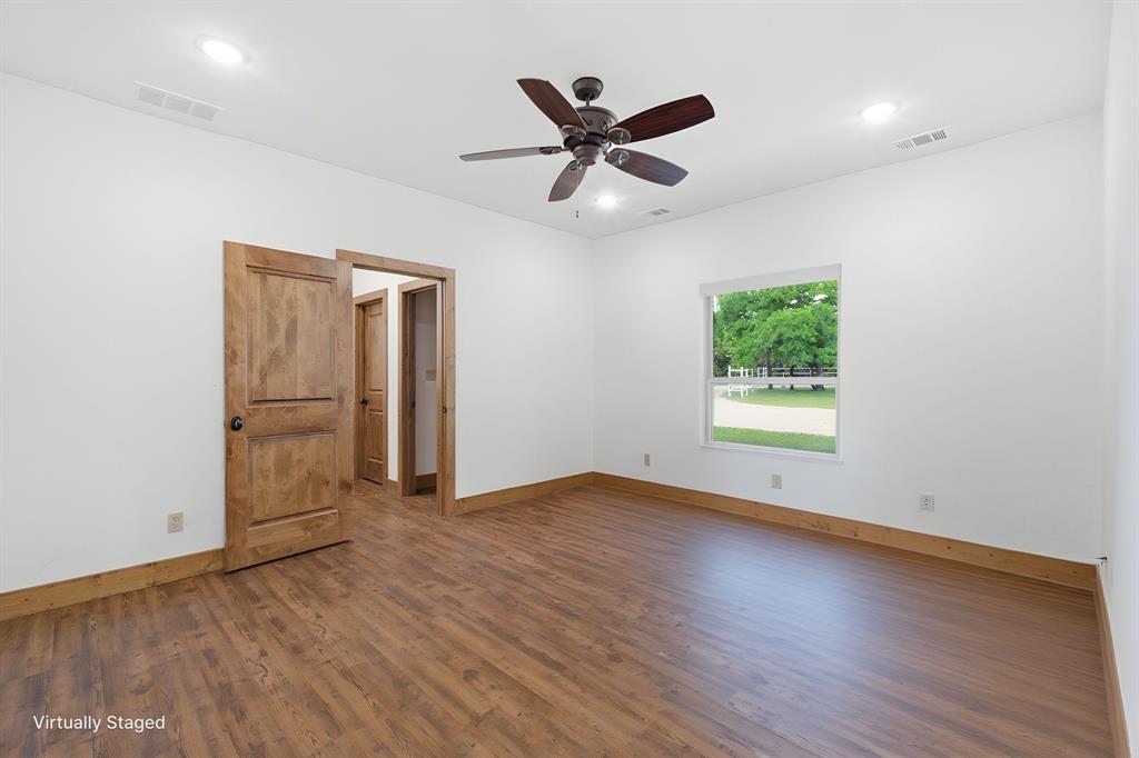 1632 County Road 4125 Property Photo 16
