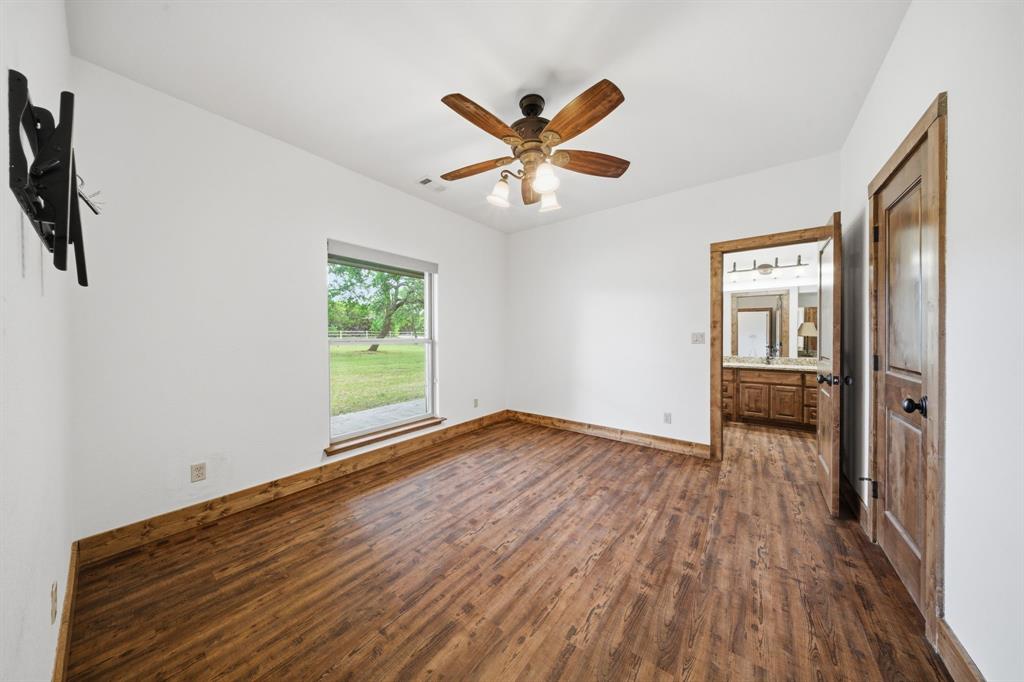 1632 County Road 4125 Property Photo 18