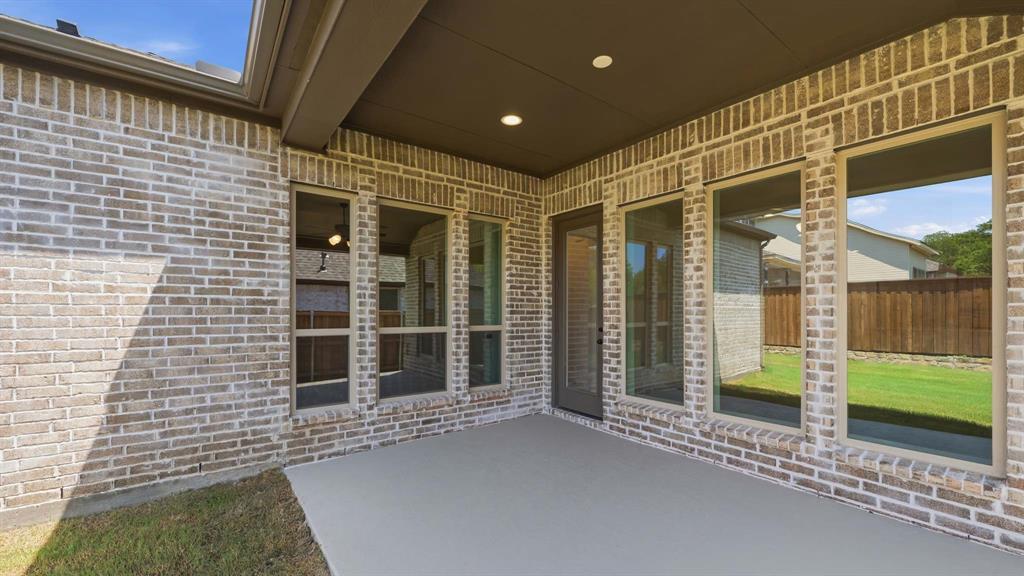 7313 Pinales Way Property Photo 15
