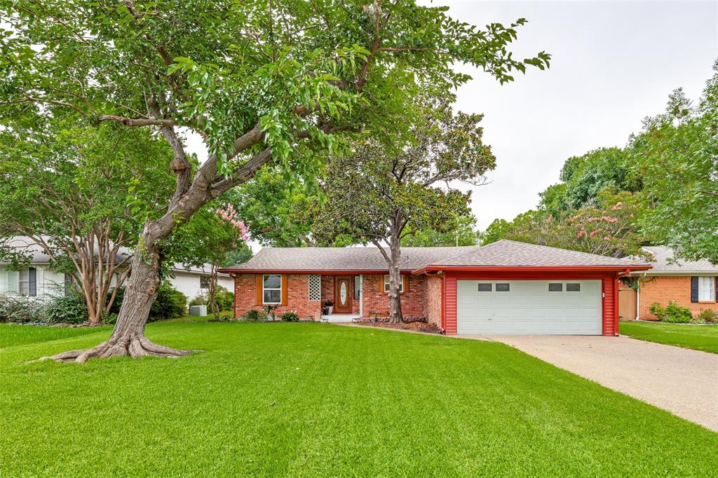 524 Carol Court Property Photo 2