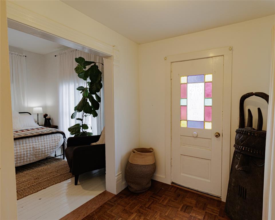 510 W Walnut Street Property Photo 11