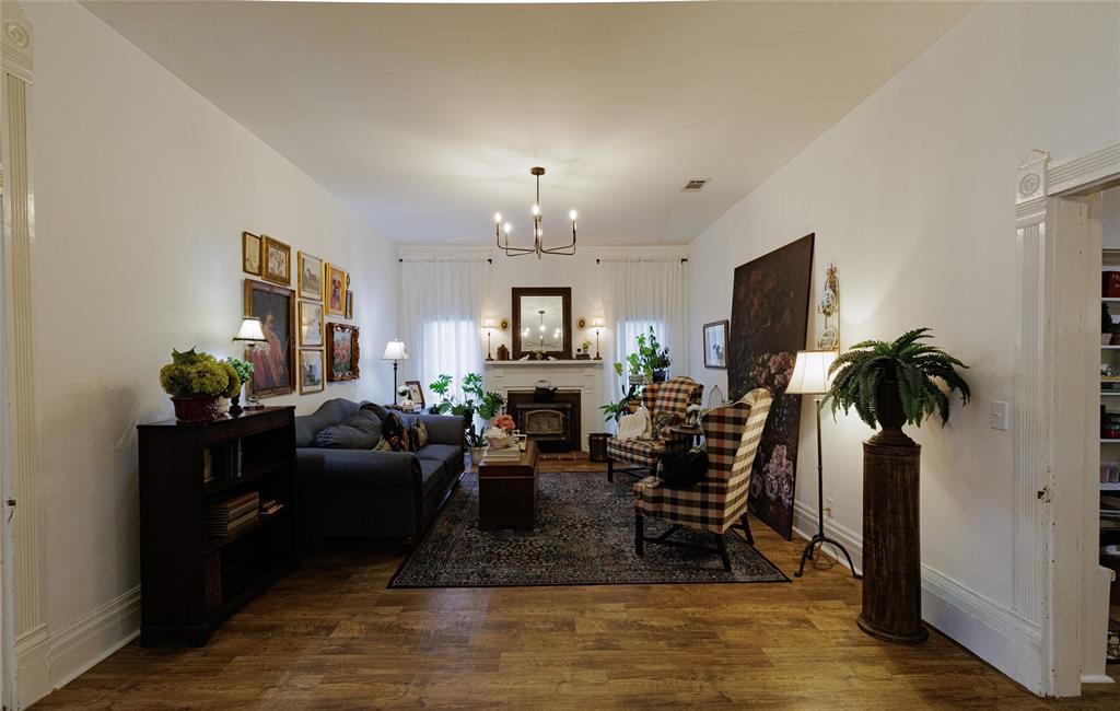 510 W Walnut Street Property Photo 12