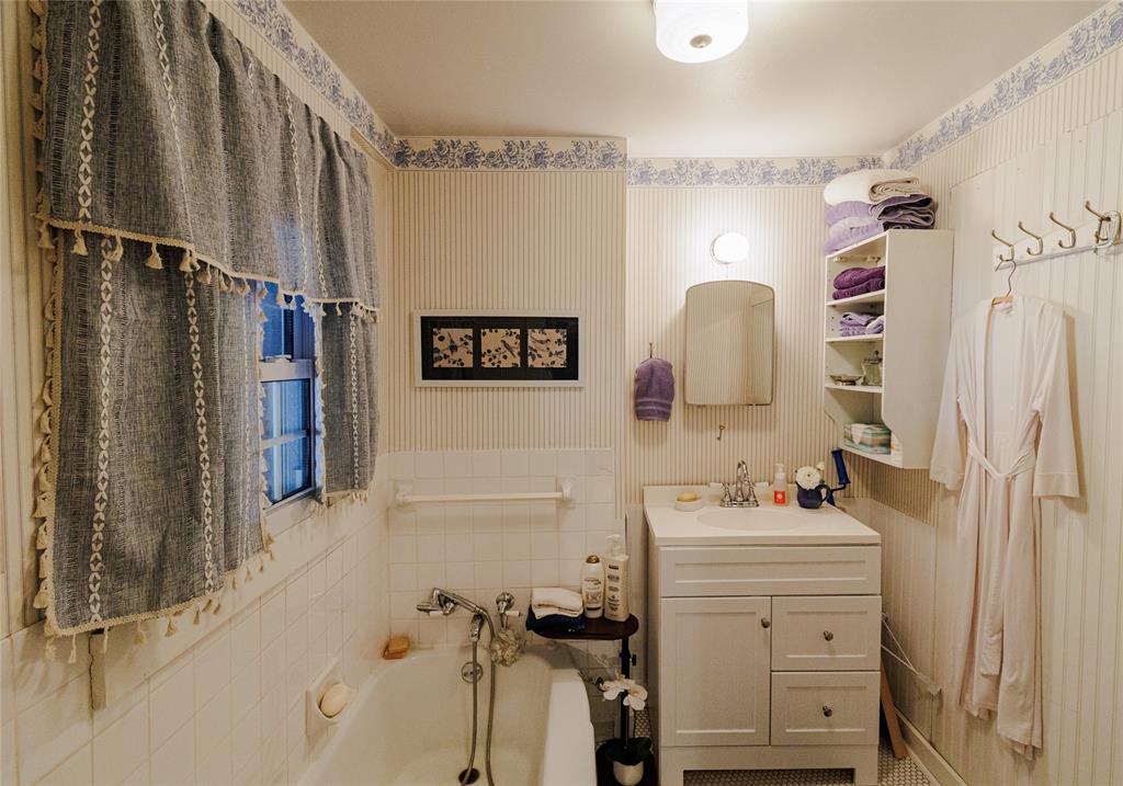 510 W Walnut Street Property Photo 29