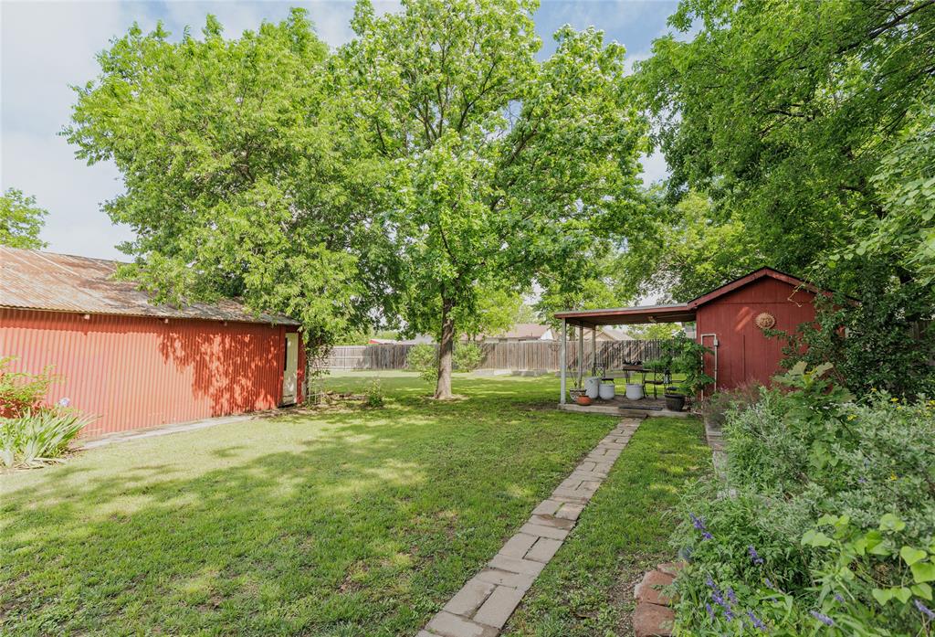 510 W Walnut Street Property Photo 38