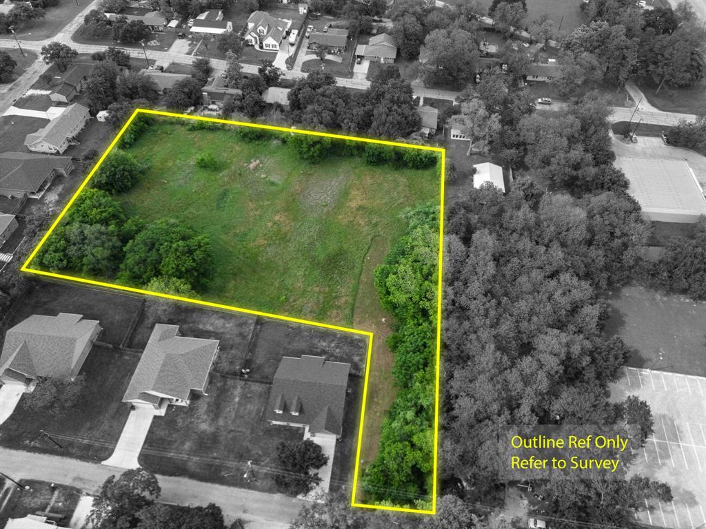 209 8th Street Property Photo 2