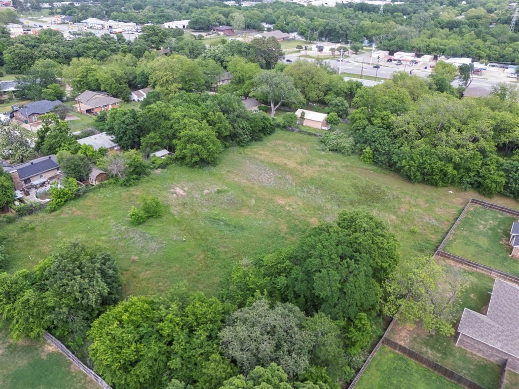 209 8th Street Property Photo 9