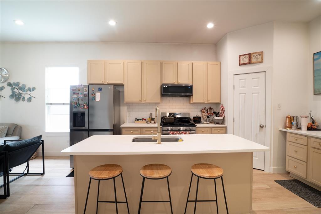 2113 Cranford Drive Property Photo 4
