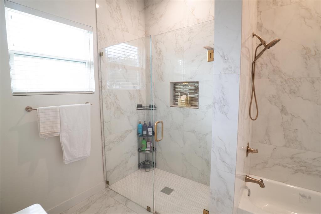 2113 Cranford Drive Property Photo 11