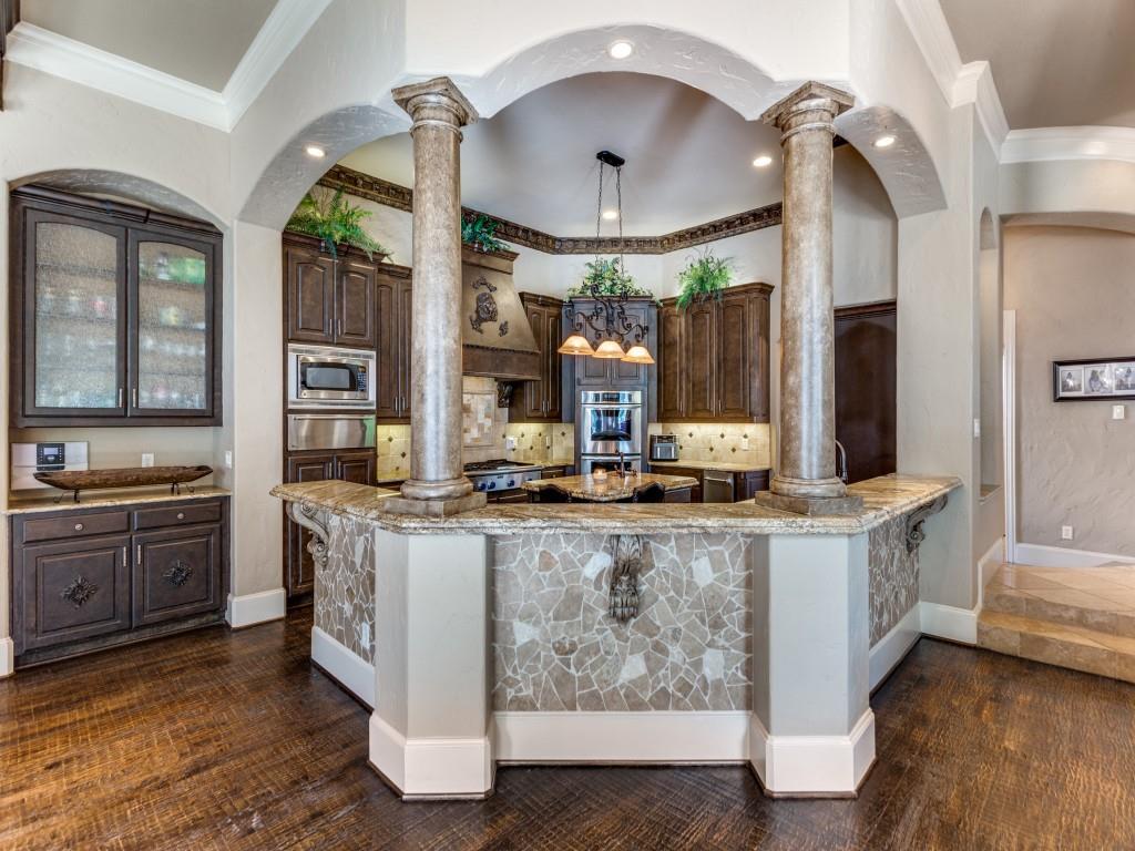 1608 Rivercrest Court Property Photo 8