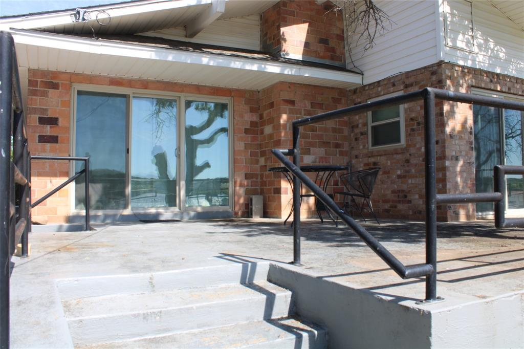 225 Avolyne Avenue Property Photo 11
