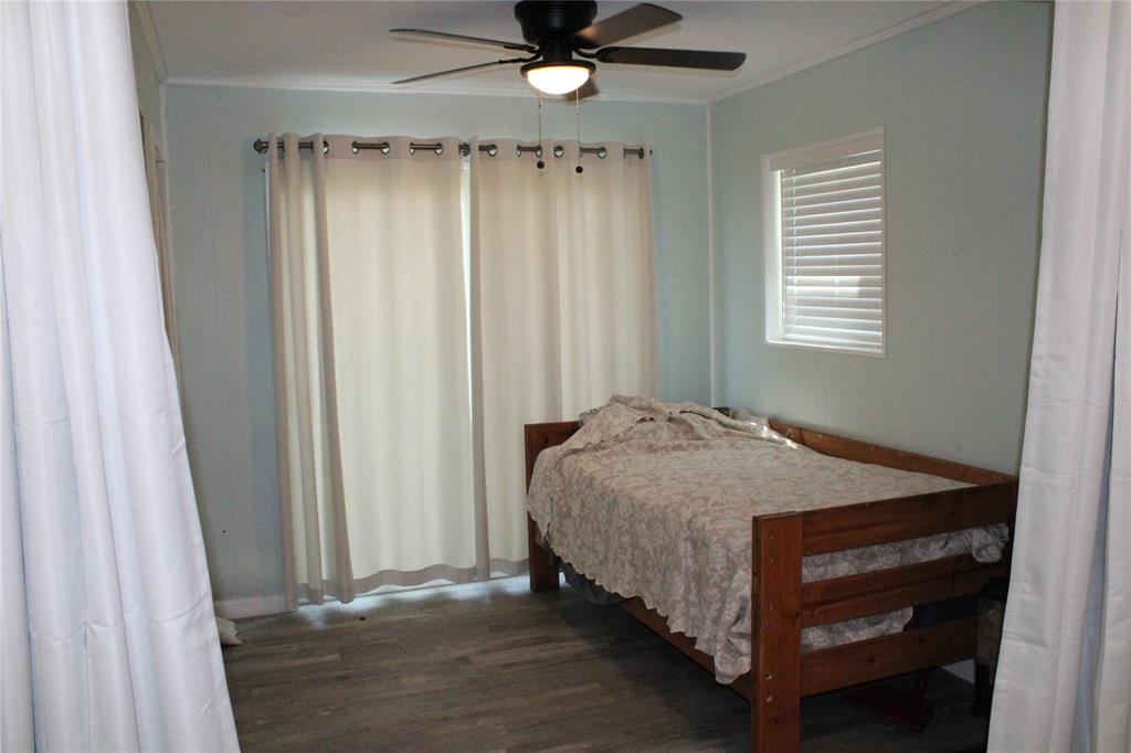 225 Avolyne Avenue Property Photo 18