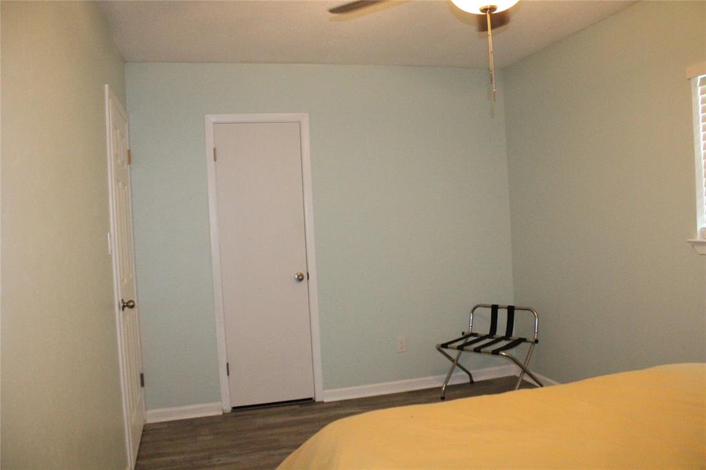 225 Avolyne Avenue Property Photo 26