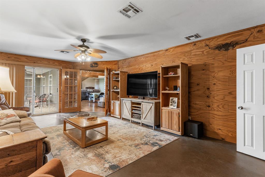 13315 Us Highway 281 Property Photo 14