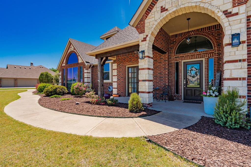 12176 Livingston Way Property Photo 4