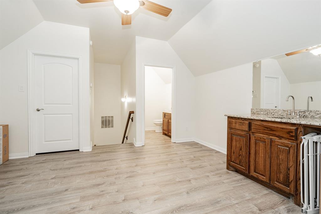 12176 Livingston Way Property Photo 32