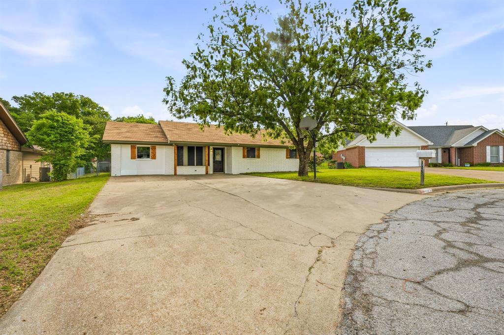 115 Doublehorn Street Property Photo 4
