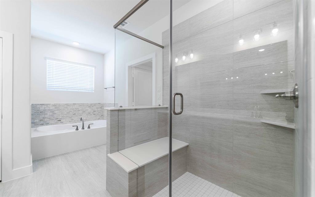 6517 Millie Way Property Photo 11