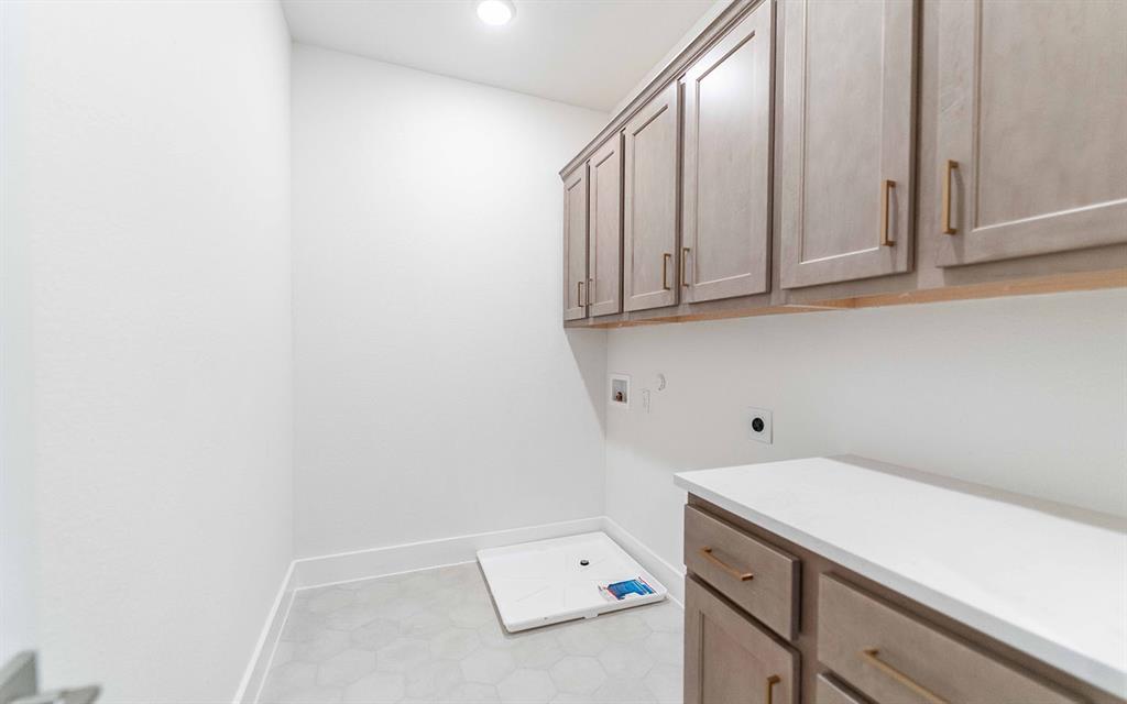 6517 Millie Way Property Photo 15