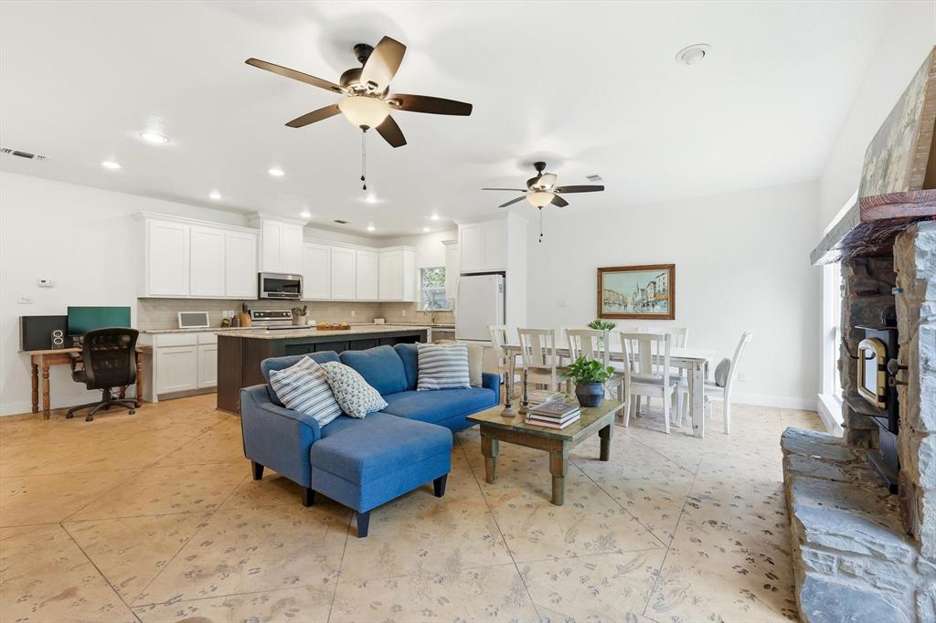 1821 Sena Street Property Photo 11