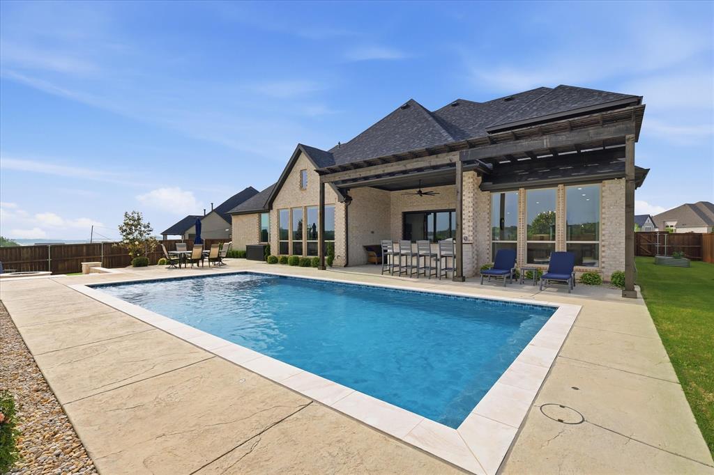 7405 Canyon Point Property Photo 1