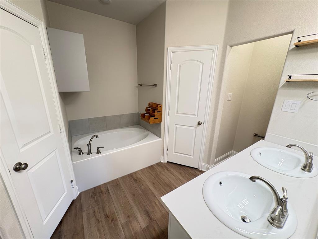 2903 Diamondback Drive Property Photo 10