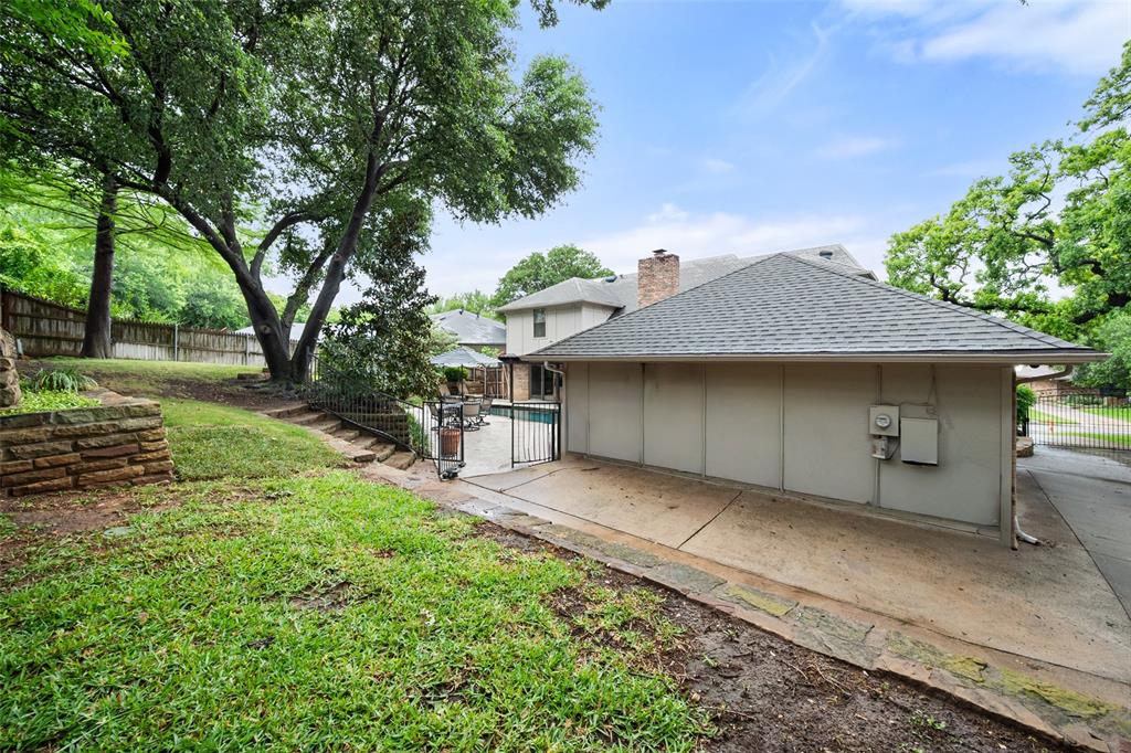907 Loch Lomond Drive Property Photo 39