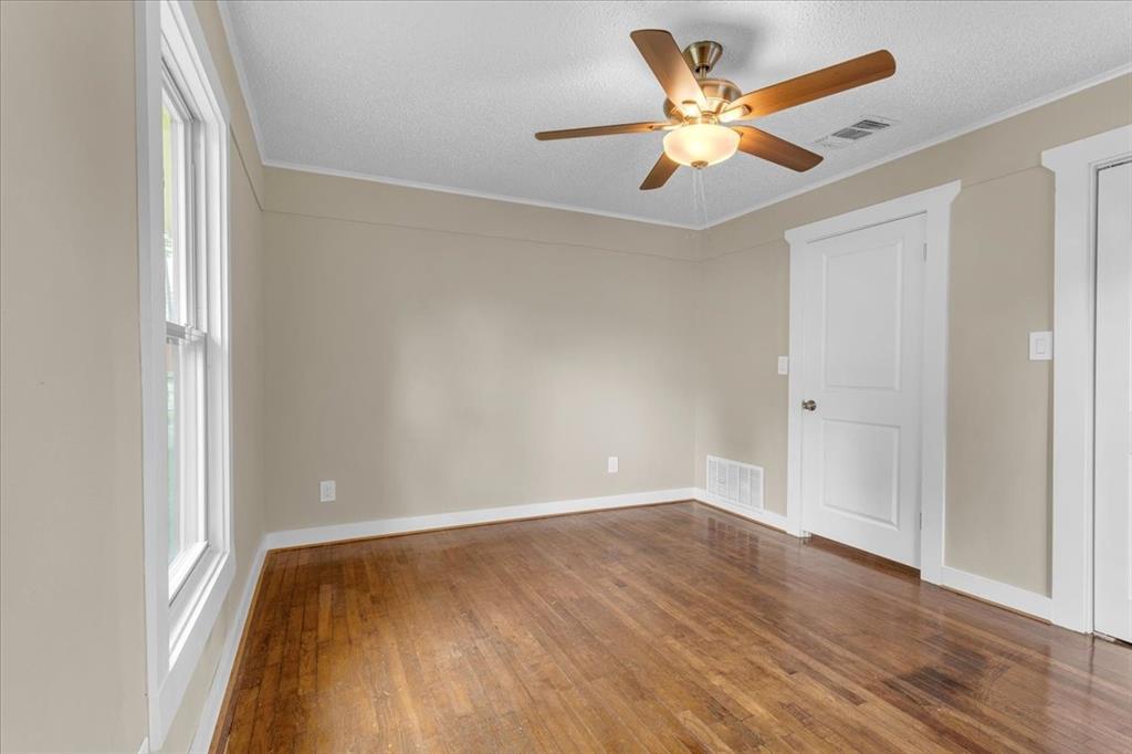200 Victory Street Property Photo 17