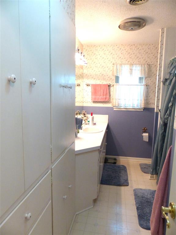 2105 Stanton Property Photo 8