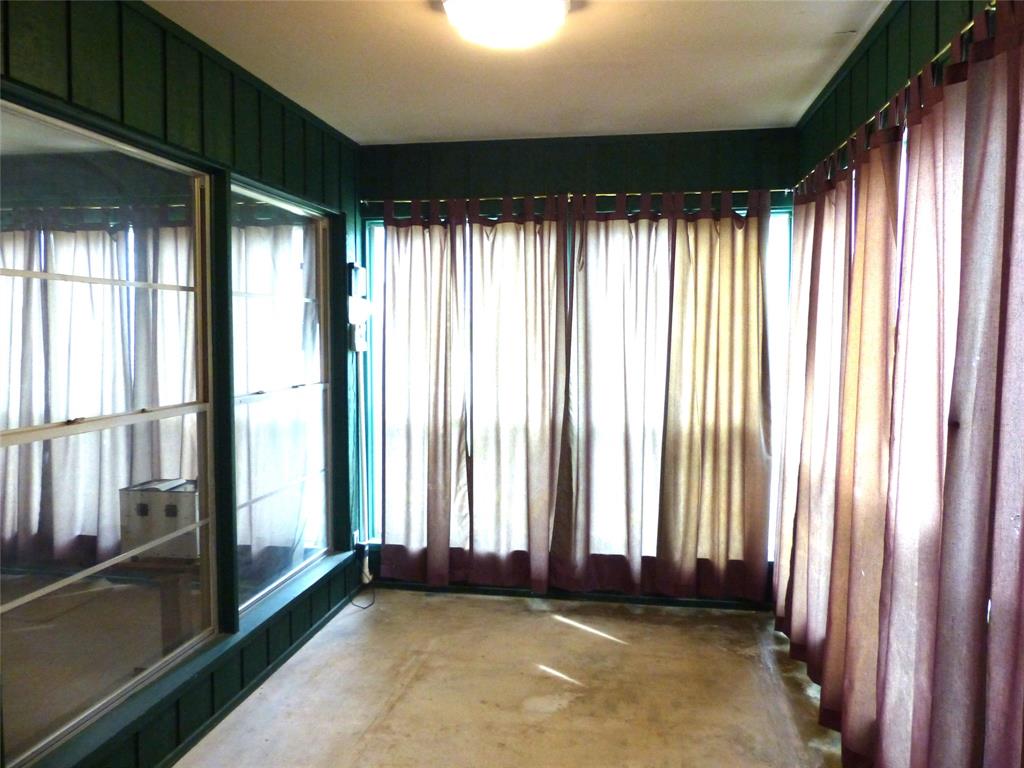 2105 Stanton Property Photo 31