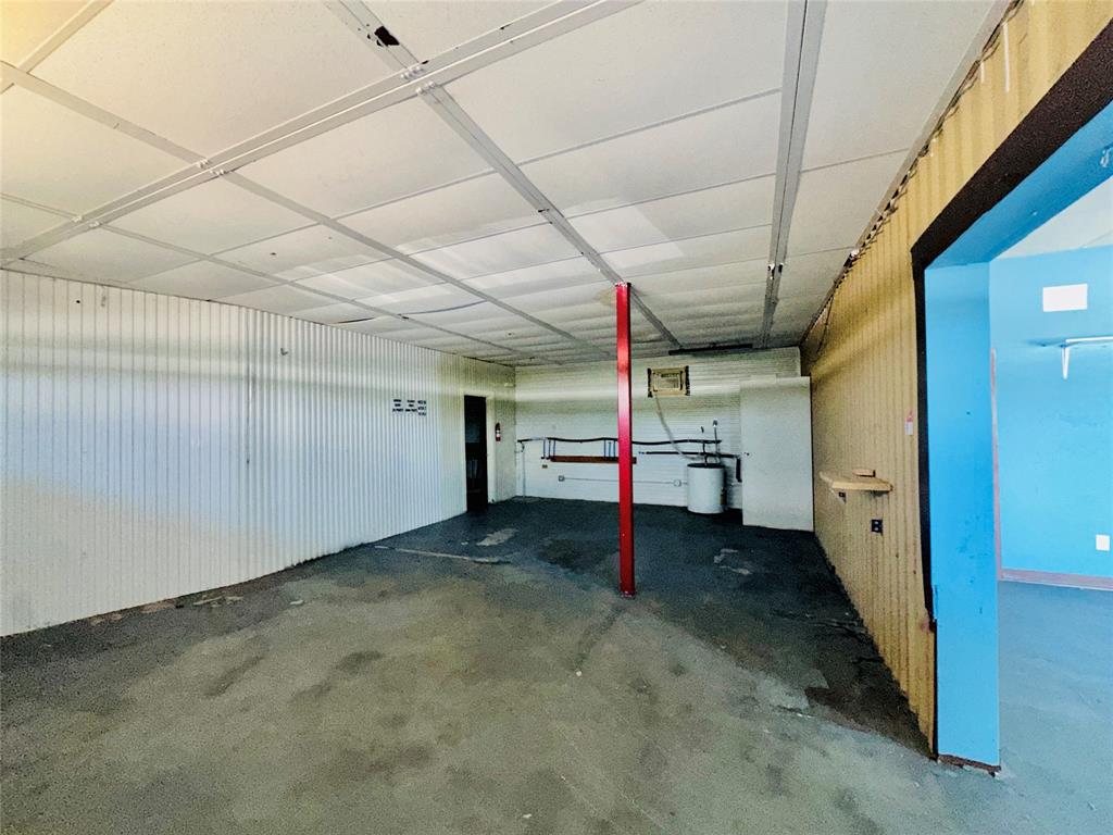 311 S Access Road Property Photo 29