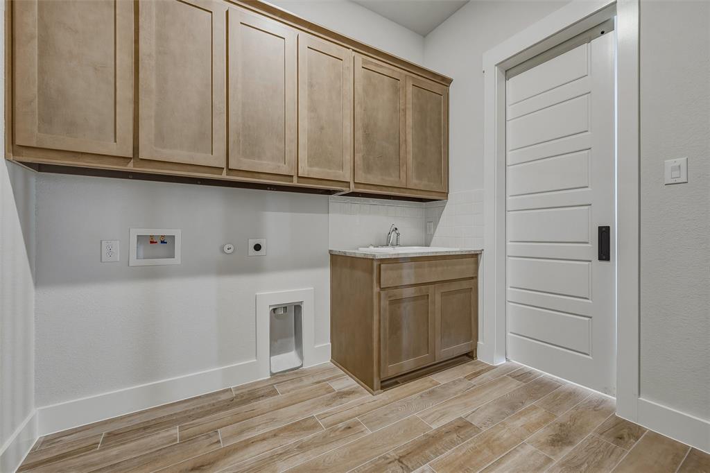 421 Texas Sage Trail Property Photo 32