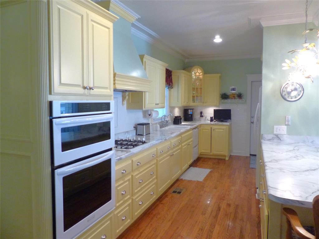 1408 S China Property Photo 10