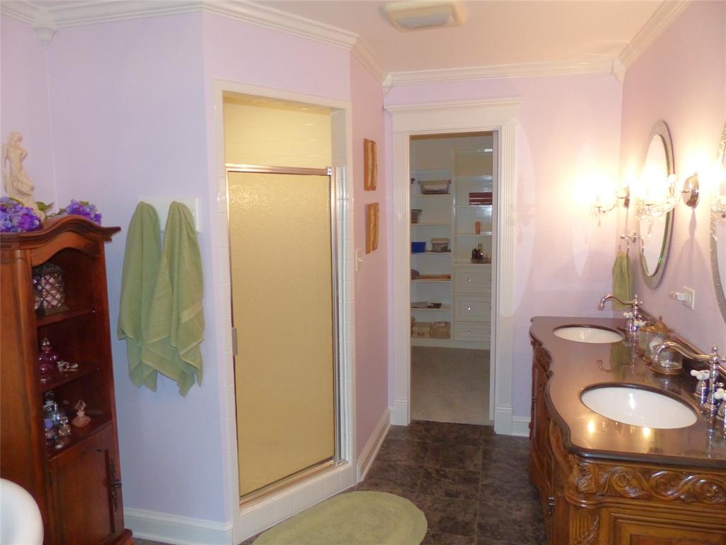 1408 S China Property Photo 25
