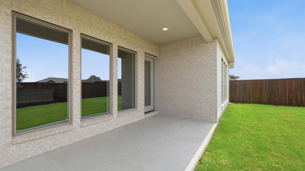 2907 Soaring Hills Drive Property Photo 15