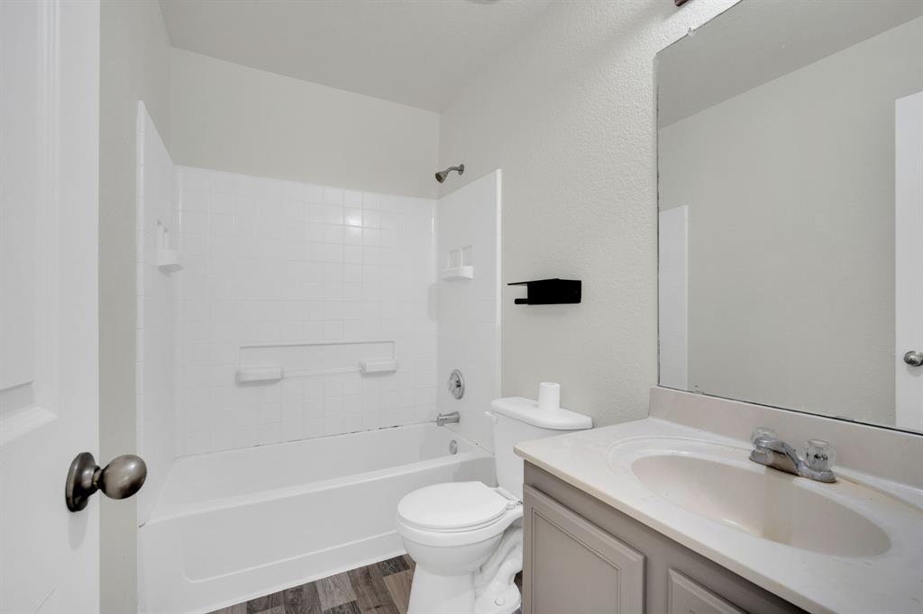 158 Washington Way Property Photo 9