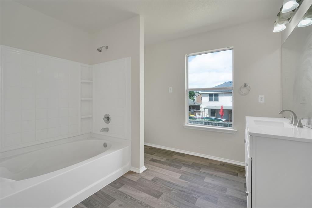 158 Washington Way Property Photo 11