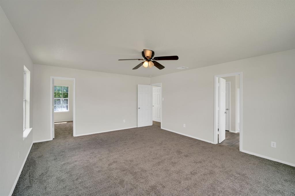 158 Washington Way Property Photo 13