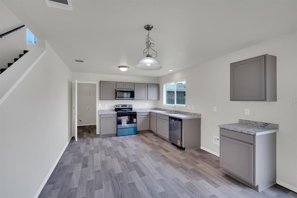 158 Washington Way Property Photo 17
