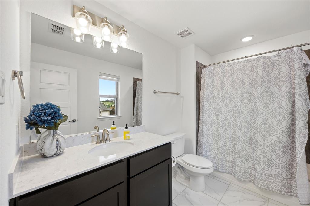 10736 Smoky Oak Trail Property Photo 23